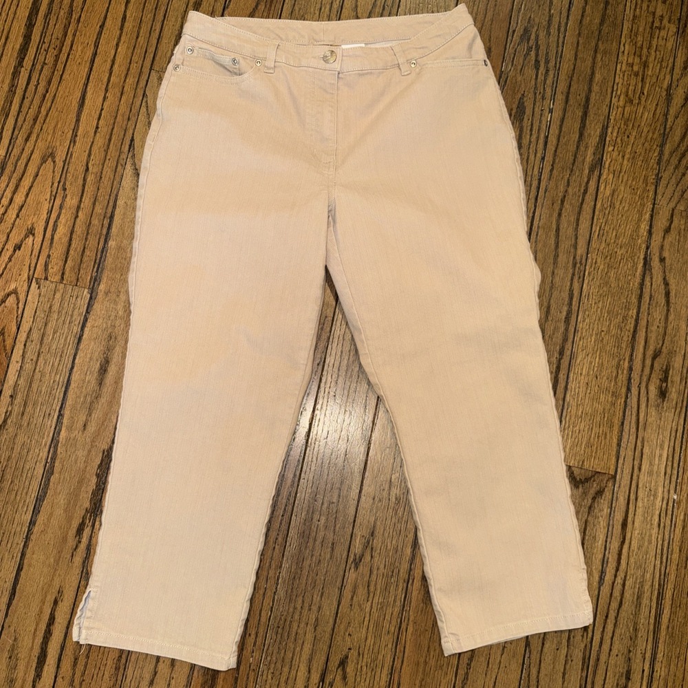 Ruby Rd. Women's Pants Khaki Cropped Capri Size 8 Embellished Pockets Stretch‎